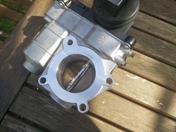 Clean Nissan Micra K12 Throttle Body Back