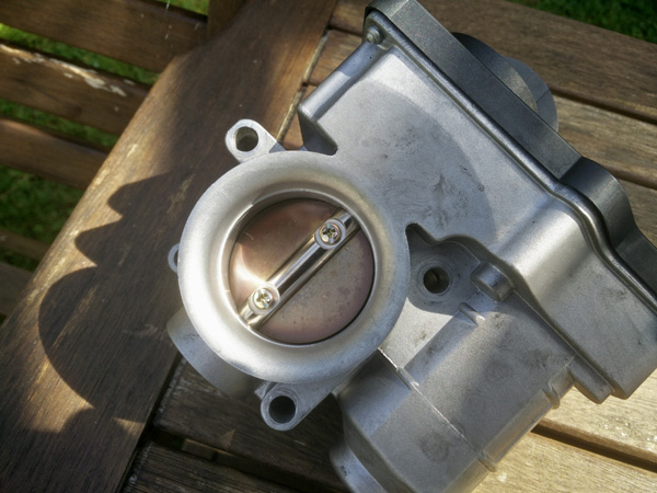 Clean Nissan Micra K12 Throttle Body Front